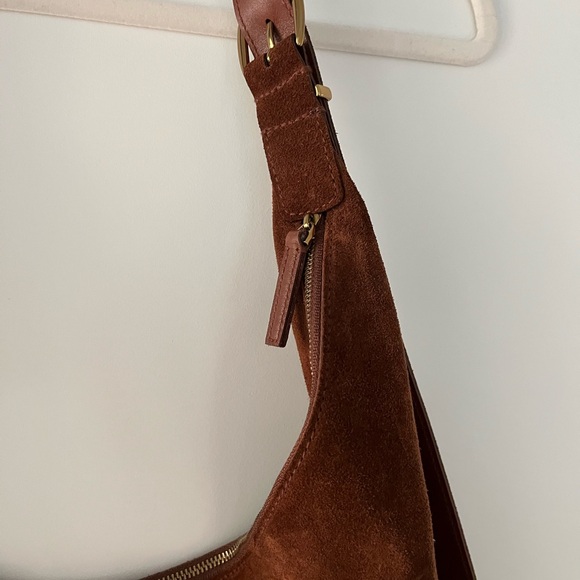 Madewell The Essential Curve Shoulder Bag - Picture 9 of 9